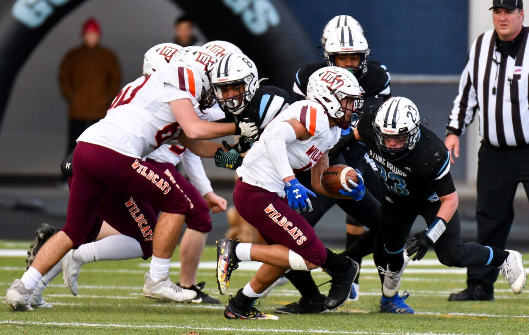 MV v SB football_11.jpg
